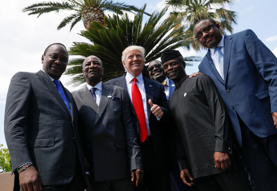 Trump poses with African leaders