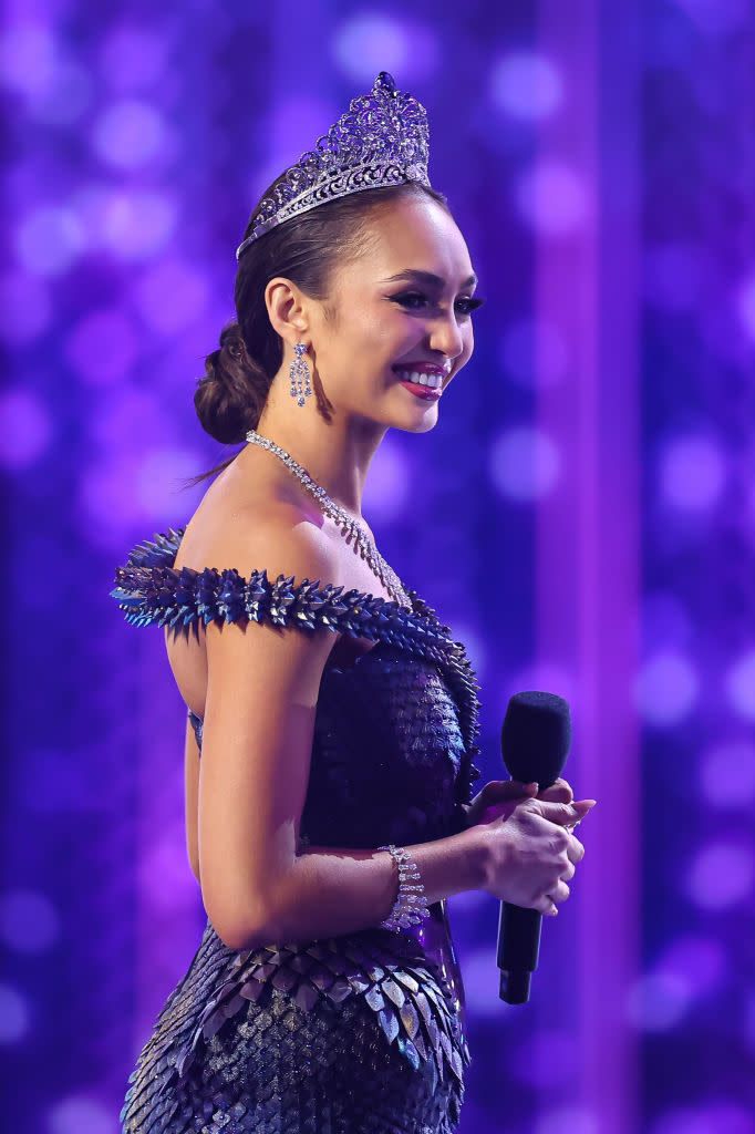 SAN SALVADOR, EL SALVADOR - NOVEMBER 18: Miss Universe 2022 R'Bonney Nola Gabriel attends the 72nd Miss Universe Competition at Gimnasio Nacional José Adolfo Pineda on November 18, 2023 in San Salvador, El Salvador. (Photo by Hector Vivas/Getty Images)