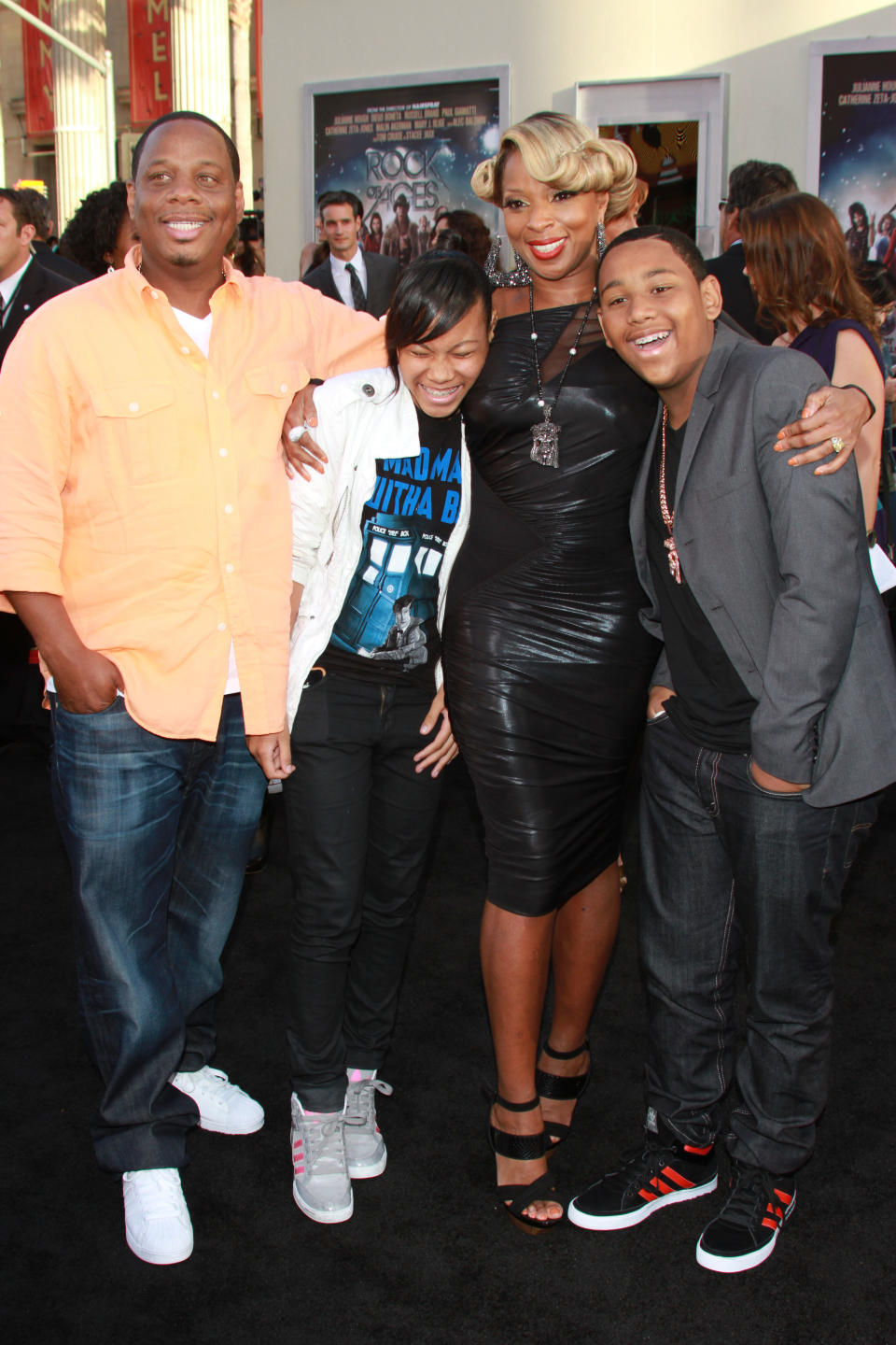 Does Mary J. Blige Have Kids? Details About Her Stepkids 