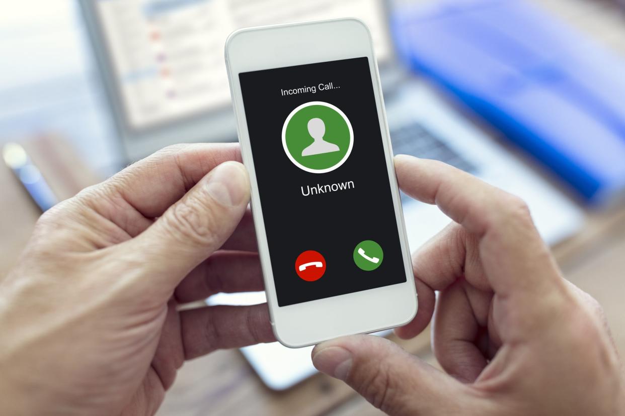 Incoming call with unknown unsolicited number or caller ID on mobile phone