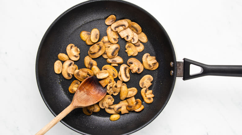 mushrooms in frying pan