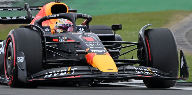 Max Verstappen fue el más veloz en la última práctica, antes de que llegara la lluvia en Silverstone