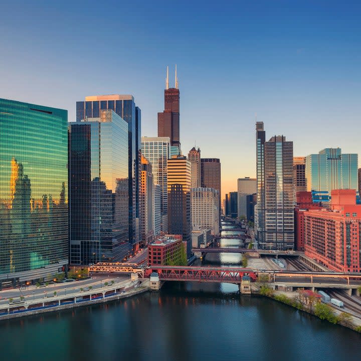 <div><p>"Chicago can be a great spot for kids. I just managed to bring a five- and two-year-old throughout the city. There are so many great kid friendly options: <a href="https://go.redirectingat.com?id=74679X1524629&sref=https%3A%2F%2Fwww.buzzfeed.com%2Flaurafrustaci%2Ffamily-vacation-ideas&url=https%3A%2F%2Fwww.tripadvisor.com%2FAttraction_Review-g35805-d278811-Reviews-Millennium_Park-Chicago_Illinois.html&xcust=6269937%7CBF-VERIZON&xs=1" rel="nofollow noopener" target="_blank" data-ylk="slk:Millennium Park" class="link ">Millennium Park</a>, the <a href="https://go.redirectingat.com?id=74679X1524629&sref=https%3A%2F%2Fwww.buzzfeed.com%2Flaurafrustaci%2Ffamily-vacation-ideas&url=https%3A%2F%2Fwww.tripadvisor.com%2FAttraction_Review-g35805-d103788-Reviews-Shedd_Aquarium-Chicago_Illinois.html&xcust=6269937%7CBF-VERIZON&xs=1" rel="nofollow noopener" target="_blank" data-ylk="slk:Shedd Aquarium" class="link ">Shedd Aquarium</a>, <a href="https://go.redirectingat.com?id=74679X1524629&sref=https%3A%2F%2Fwww.buzzfeed.com%2Flaurafrustaci%2Ffamily-vacation-ideas&url=https%3A%2F%2Fwww.tripadvisor.com%2FAttraction_Review-g35805-d110153-Reviews-Lincoln_Park_Zoo-Chicago_Illinois.html&xcust=6269937%7CBF-VERIZON&xs=1" rel="nofollow noopener" target="_blank" data-ylk="slk:Lincoln Park Zoo" class="link ">Lincoln Park Zoo</a>, and Michigan Avenue (for the Lego and American Girl stores). Not to mention it's a great city to walk and explore!" </p><p>—Anna Elizabeth, via Facebook</p></div><span> Rudybalasko / Getty Images, msichicago / Via <a href="https://go.redirectingat.com?id=74679X1524629&sref=https%3A%2F%2Fwww.buzzfeed.com%2Flaurafrustaci%2Ffamily-vacation-ideas&url=https%3A%2F%2Fwww.instagram.com%2Fp%2FBPJbvJ9lZoo%2F%3Ftaken-by%3Dmsichicago&xcust=6269937%7CBF-VERIZON&xs=1" rel="nofollow noopener" target="_blank" data-ylk="slk:instagram.com" class="link ">instagram.com</a></span>