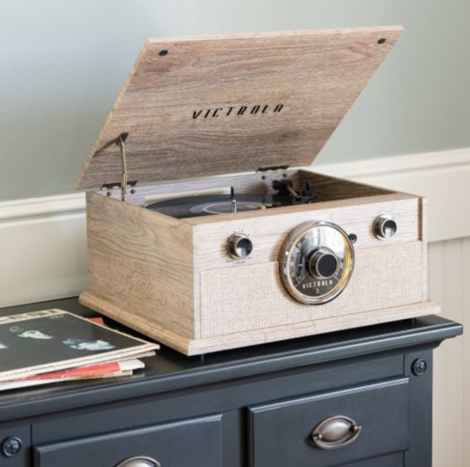 2) Cambridge Farmhouse Turntable