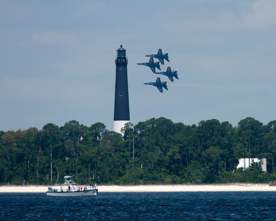 Fort Pickens is becoming a popular spot for fans of the Blue Angels watch the weekly practices. It is not uncommon for a couple hundred people to gathered at the Civil War era stronghold to watch the team fly overhead.