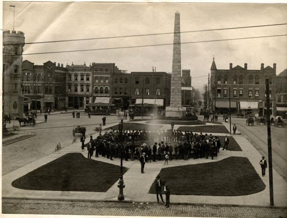 A photo of Pack Square Plaza in 1904.