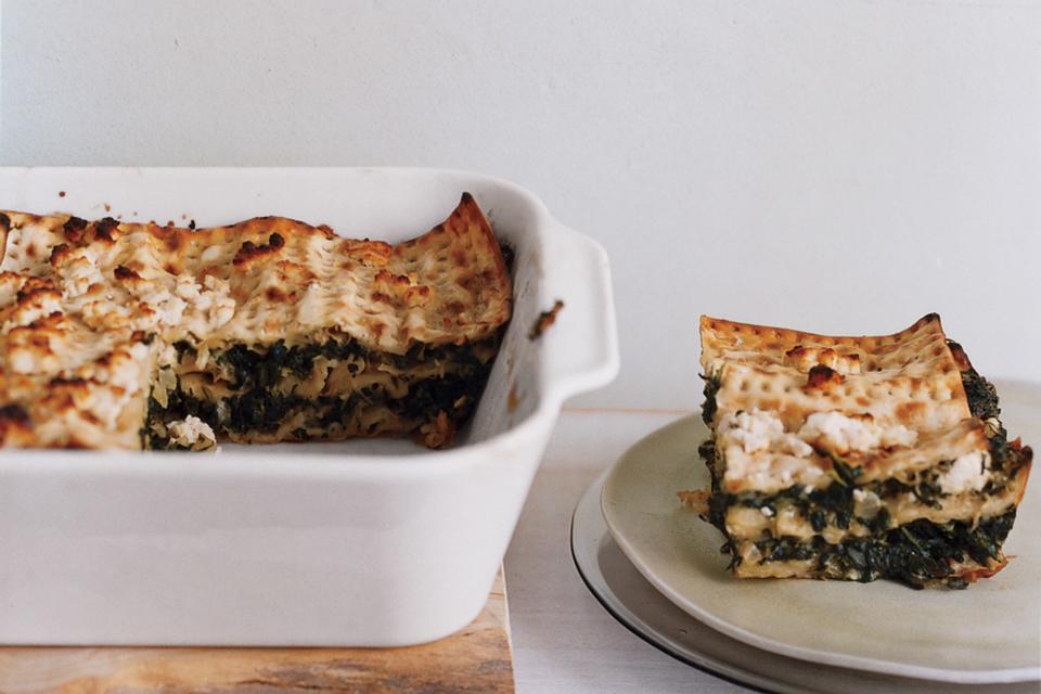 Spinach and Matzoh Pie