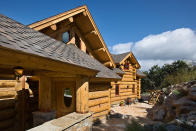 A Floridian’s Childhood Dream Realized: A Log Cabin in the Cold