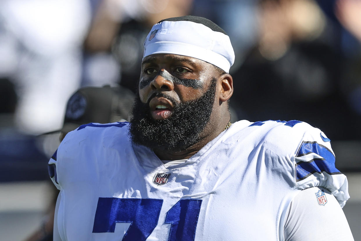 Jason Peters, 41, will join the Seahawks' practice squad for his 19th season in the league. 