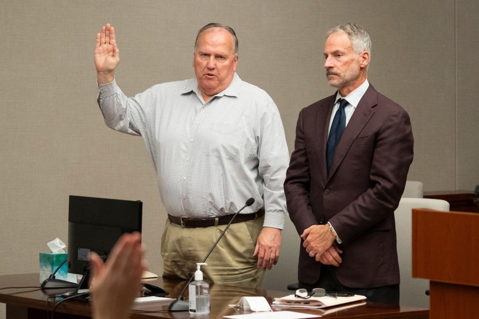 Oct 19, 2023; Delaware, Ohio, USA; Greg Bell, former chief financial officer for Columbus Zoo and Aquarium, is the first in a trio of former, now indicted zoo executives to face a judge in Delaware County Common Pleas Court, accompanied by his attorney Sam Shamansky.