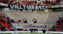 Wie in allen Bundesliga-Stadien setzten auch die Fans in Leverkusen ein deutliches Zeichen, um in der Diskussion mit dem DFB mehr Mitspracherecht zu erwirken. Ein leerer Fan-Block wäre in Zukunft wohl für alle Beteiligten eine Horrorvision.