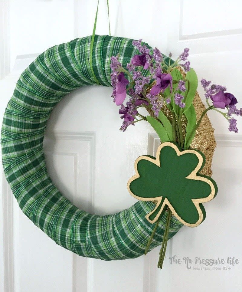 9) DIY St. Patrick's Day Wreath