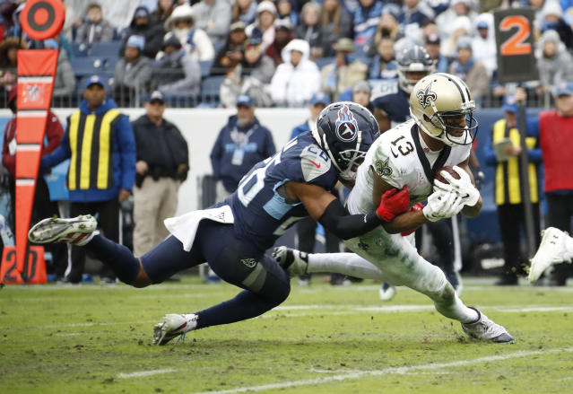 November 29, 2018: New Orleans Saints quarterback Drew Brees #9 passes to  New Orleans Saints wide receiver Michael Thomas #13 during a Thursday Night  Football NFL game between the New Orleans Saints