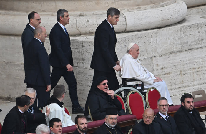 Funeral de Benedicto XVI en San Pedro del Vaticano