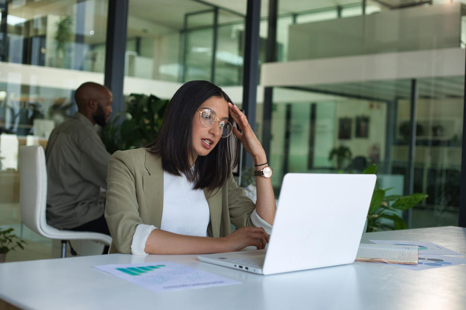 Employees who returned to the office spend the equivalent of a month shopping at the supermarket.  Photo: Getty Images