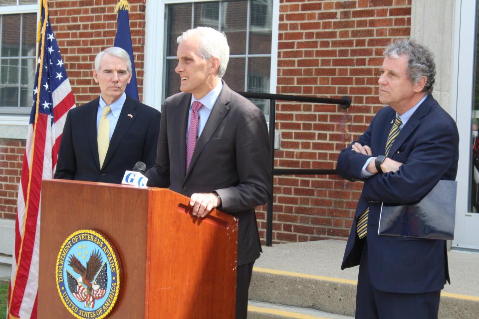 U.S. Senators Rob Portman and Sherrod Brown visited the Chillicothe VA Medical Center alongside Secretary of the U.S. Department of Veterans Affairs, Denis McDonough.