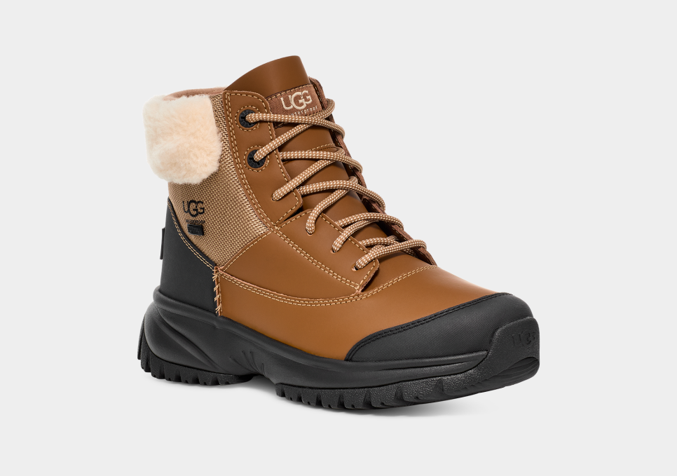 <p><a href="https://go.redirectingat.com?id=74968X1596630&url=https%3A%2F%2Fwww.ugg.com%2Fwomen-sale-boots%2Fyose-fluff-v2%2F1130901.html&sref=https%3A%2F%2F" rel="nofollow noopener" target="_blank" data-ylk="slk:Shop Now;elm:context_link;itc:0;sec:content-canvas" class="link rapid-noclick-resp">Shop Now</a></p><p>Yose Fluff V2</p><p>Ugg</p><p>$118.99</p>