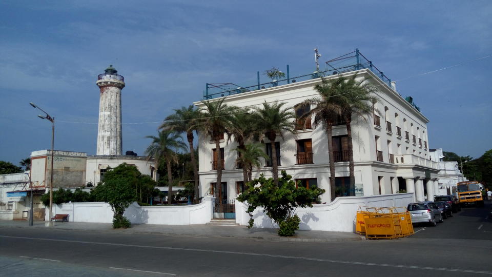 Puducherry, de unos 200.000 habitantes y situada al sur de India, es un destino con una enorme riqueza por su mezcla de culturas, ya que fue colonia francesa. También es un lugar ideal para los aficionados al submarinismo y permite a los buceadores nadar entre ballenas, delfines e incluso tiburones. (Foto: Getty Images).