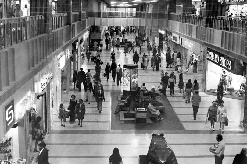 Broadmarsh Shopping Centre in around 1975; Richard Shops and Gordon Scott can be seen on the right.