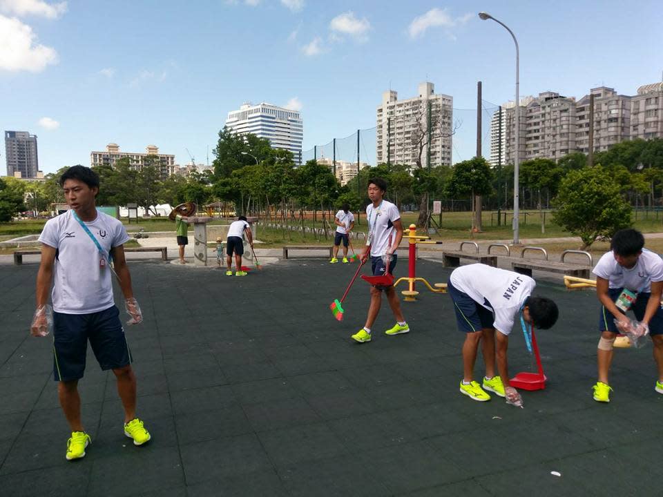 ▲日本世大運選手這舉動，林口人感到超暖心。（圖／翻攝自林口大家庭）