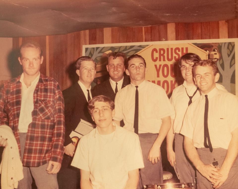 Fred Vail (second from left) stands with The Beach Boys on June 2, 1963 at Rio Nido Lodge in Rio Nido, CA.