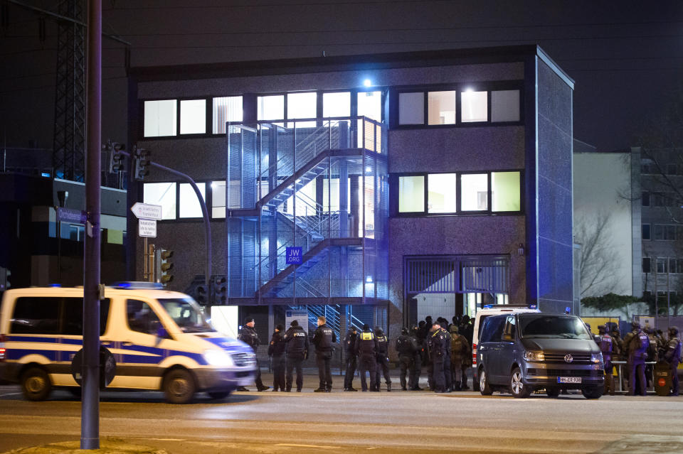 HAMBURG, GERMANY - MARCH 09: Police officers gather at the scene of a shooting that has left at least six people dead and four wounded in Alsterdorf district, on March 9, 2023 in Hamburg, Germany. (Photo by Gregor Fischer/Getty Images)