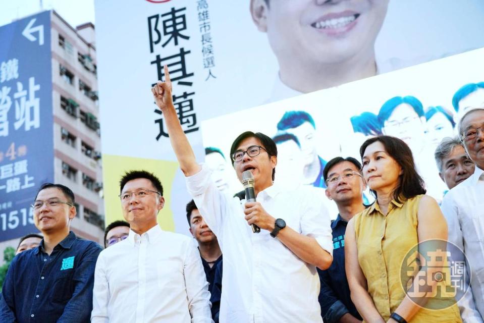 高雄市長補選結果出爐，民進黨陳其邁以67萬1,804票當選，得票率70.03%。
