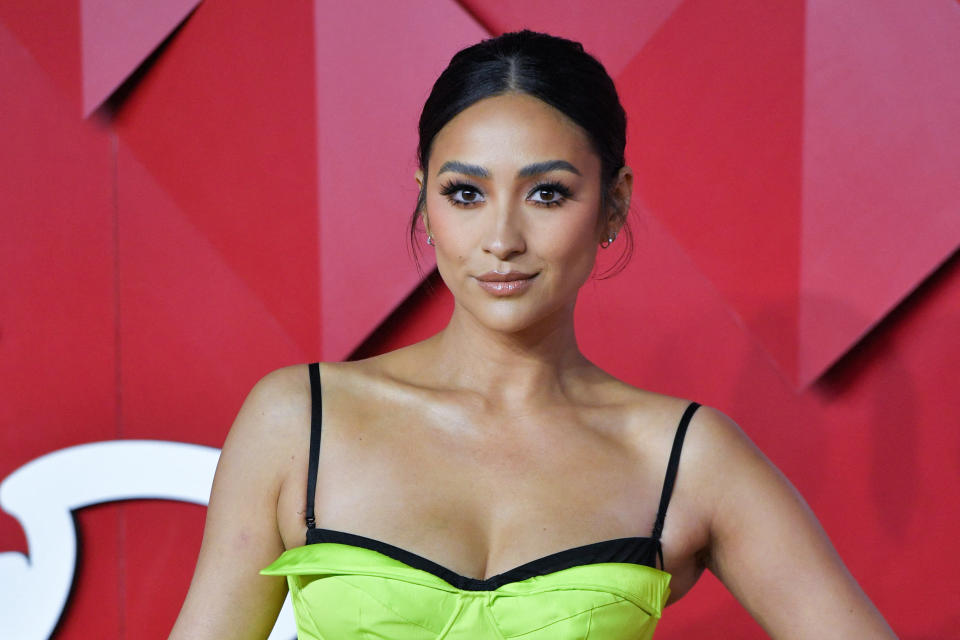 Shay Mitchell attending the Fashion Awards 2022 at Royal Albert Hall in London, England, on December 05, 2022. Photo by Aurore Marechal/ABACAPRESS.COM