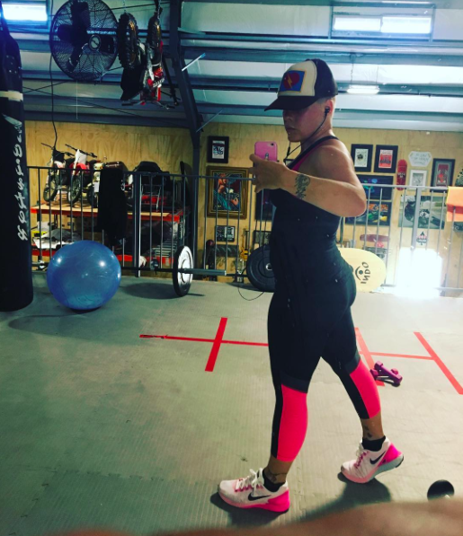 Pink has shared an empowering message to women to stay off the scales [Photo: Instagram/@Pink]