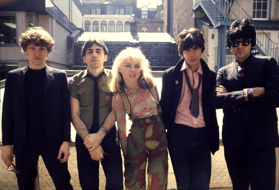 <span><span>Blondie 1976 (L-R) Gary Valentine, Chris Stein, Debbie Harry, Jimmy Destri, Clem Burke, 1976</span><span>Chris Walter / Getty</span></span>