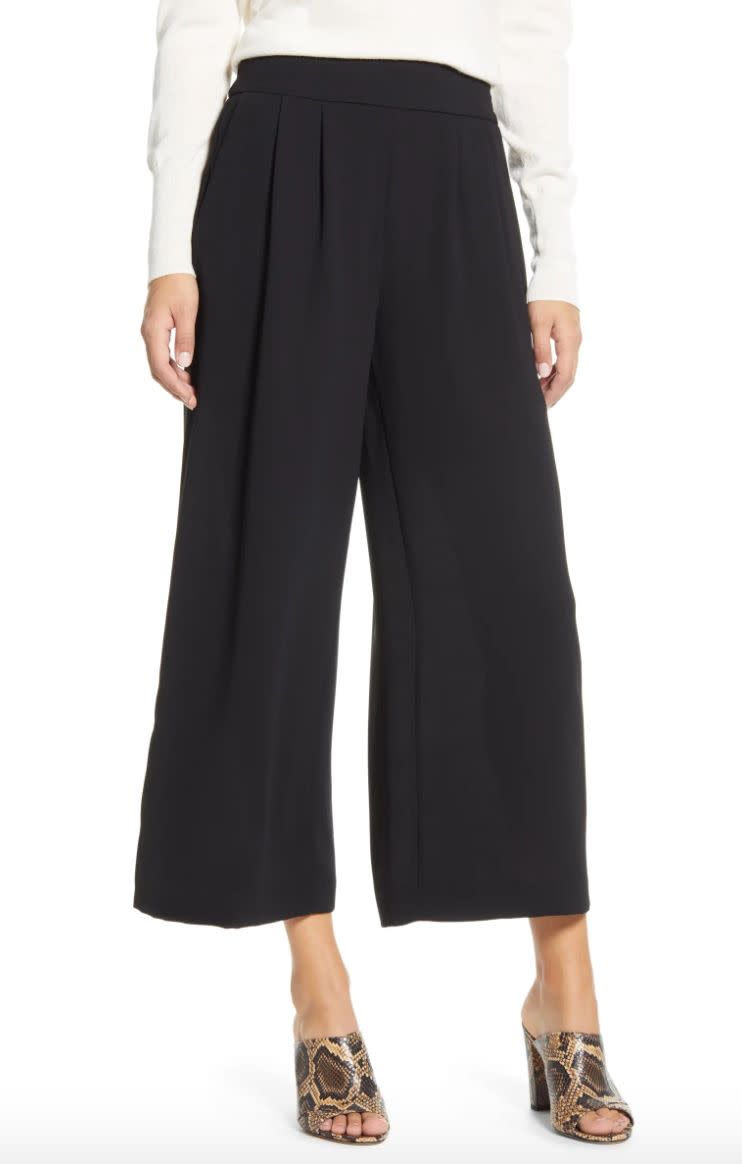 These trousers come in sizes XXS to XXL. <a href="https://fave.co/2CUlT11" target="_blank" rel="noopener noreferrer">Find them for $40 at Nordstrom</a>.