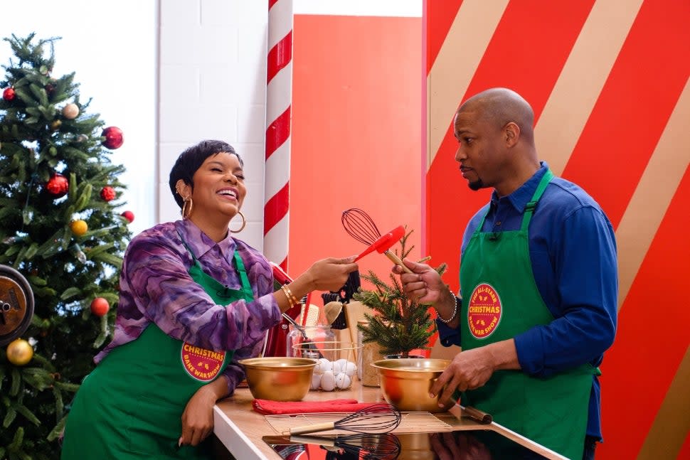 LeToya Luckett & Finesse Mitchell on 'The Great Holiday Bake War'