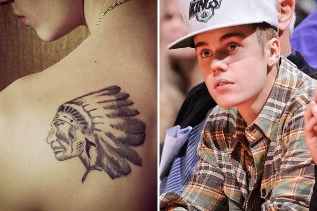 In jungen Jahren ist der Körper von Justin Bieber schon das reinste Bilderbuch. Den kleinen Indianer, den sich der prominente Tattoo-Fan auf das linke Schulterblatt stechen ließ, hat er seinem Großvater gewidmet. Er steht nicht nur für Stärke, sondern ist außerdem das Logo der Stratford Cullitons, dem Junior Eishockeyteam von Justins kanadischer Heimatstadt. “Mein Großvater nahm mich jeden Freitagabend mit zu den Stratford Cullitons. Das ist für dich Opa”, so der Biebs bei Instagram. (Bilder: Instagram, Getty Images)