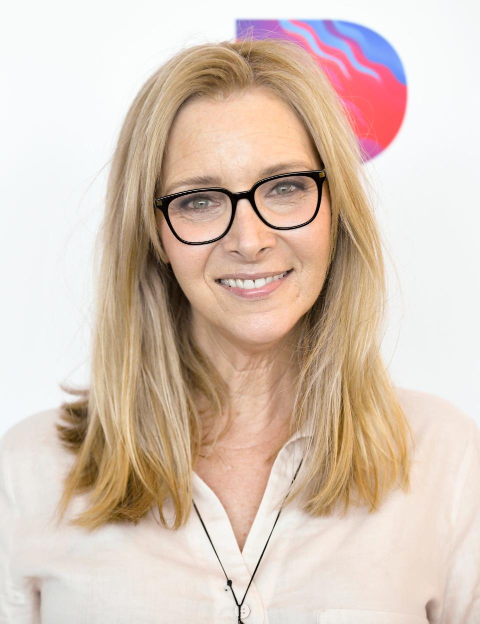 LOS ANGELES, CALIFORNIA - JUNE 28: Lisa Kudrow visits the SiriusXM Hollywood Studio on June 28, 2022 in Los Angeles, California. (Photo by Rodin Eckenroth/Getty Images) ORG XMIT: 775832731 ORIG FILE ID: 1405693556