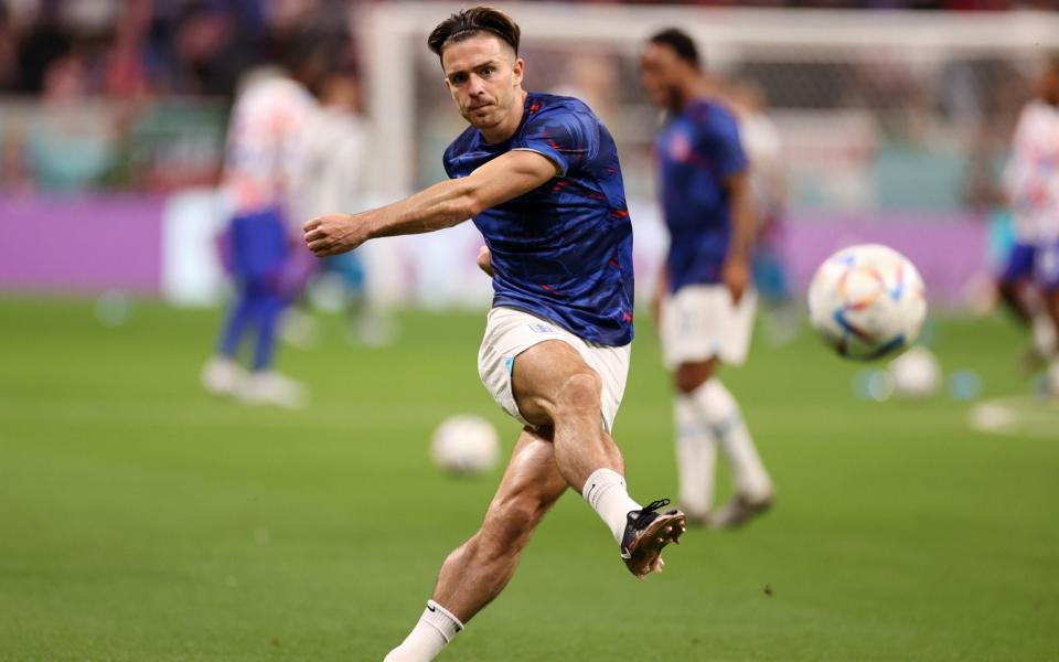 Jack Grealish of England warms up prior to the FIFA World Cup Qatar 2022 - GETTY IMAGES/Ryan Pierse