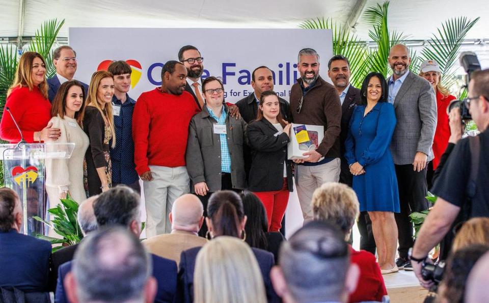 Local leaders, elected officials and Casa Familia members joined a group of aspiring residents on stage during the groundbreaking ceremony of the Phase I of the Village of Casa Familia, an affordable housing community for individuals with Intellectual, Developmental, and other Related Disabilities (IDDs).