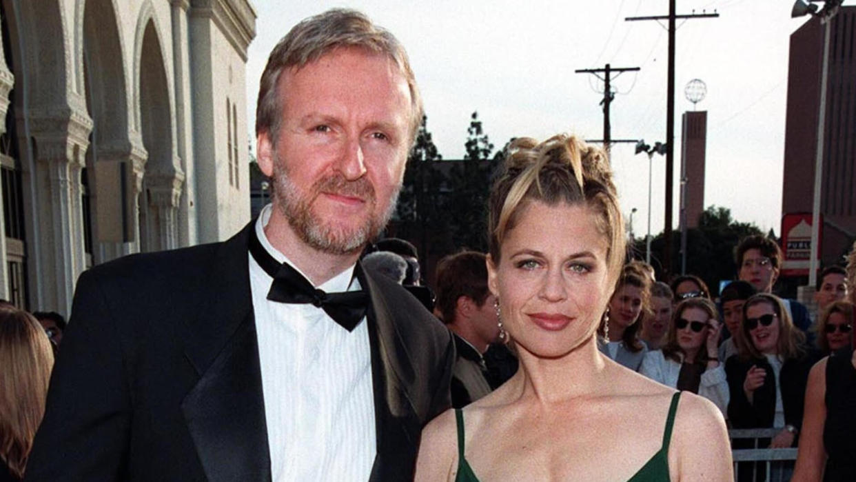 08MAR98: "Titanic" director JAMES CAMERON & actress wife LINDA HAMILTON at the Screen Actors Guild Awards in Los Angeles.