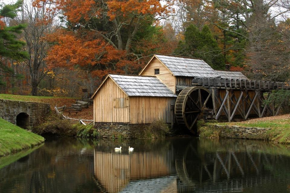 Virginia: Mabry Mill