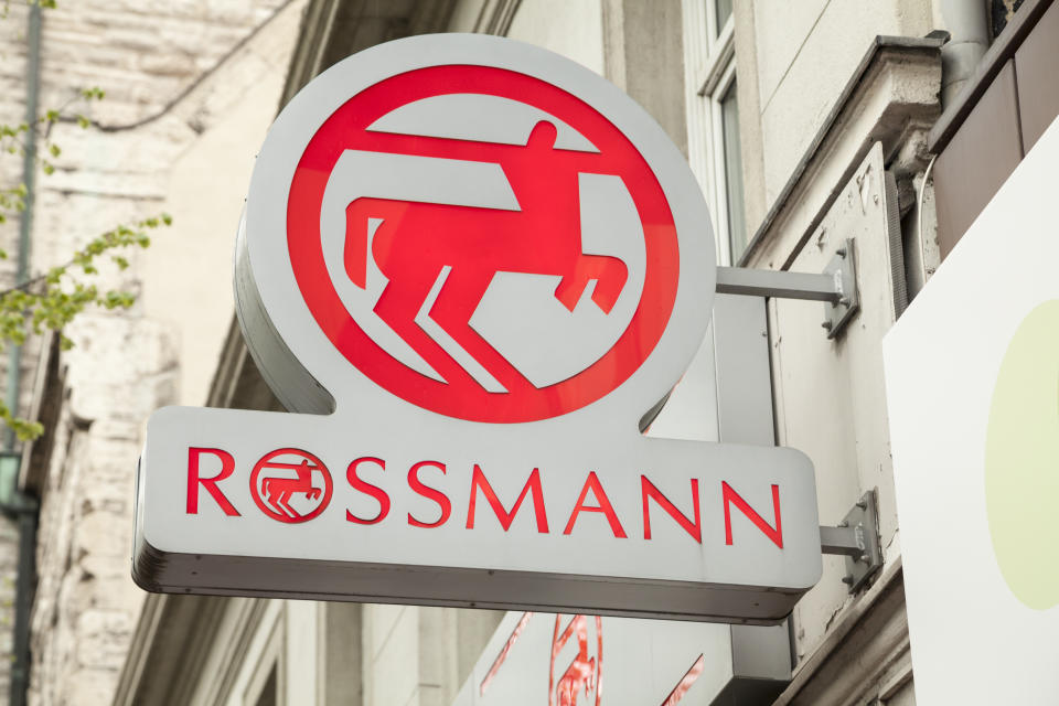 Nach Rassismus-Eklat: Jetzt äußert sich Rossmann. (Symbolbild: Getty Images)