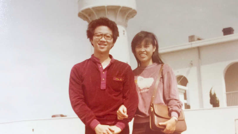 邱孟暉與莊素玫是大學班對，兩人一路交往到結婚40年，雖然邱孟暉在52歲時失智，但莊素玫從沒想過放棄他。（圖／莊素玫提供）