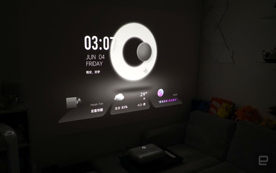 JMGO O1 ultra-short throw LED projector