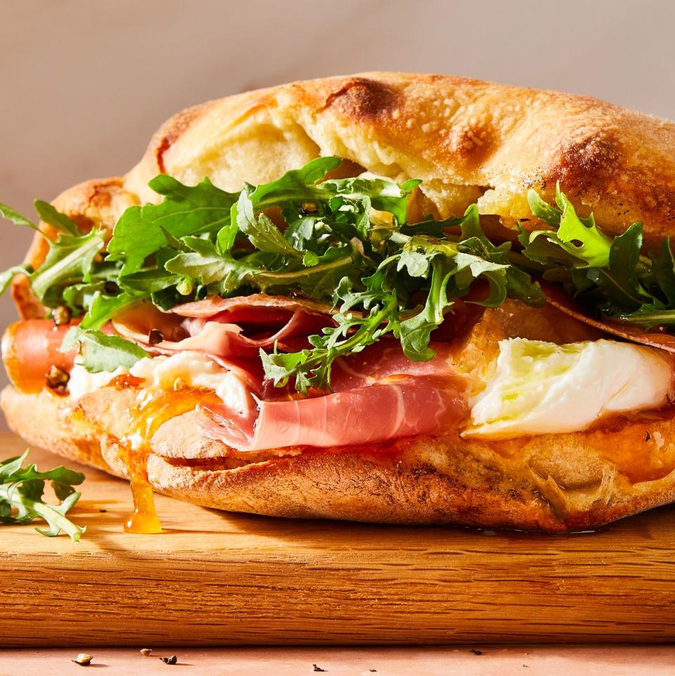 burrata pizza sandwich