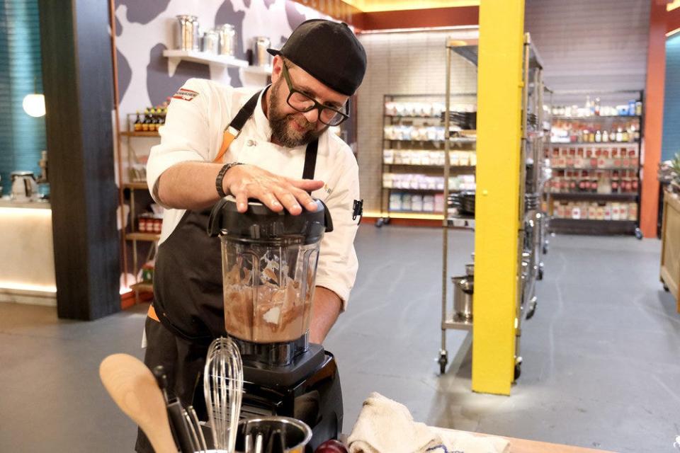 Milwaukee chef Dan Jacobs had immunity on Episode 6 of "Top Chef: Wisconsin," but that didn't stop him from taking risks with the okonomiyaki funnel cake he made for the Elimination Challenge.