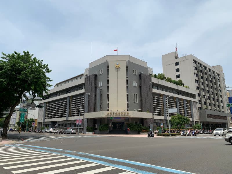 ▲高市官警涉集體喝花酒遭靖紀小組跟監查獲涉案員遭加重記過二次處分，調整服務單位。（圖／記者郭俊暉攝）

