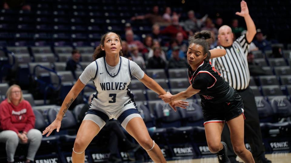 Layla Hale (3) leads West Clermont with 16.1 points and 5.9 rebounds per game.