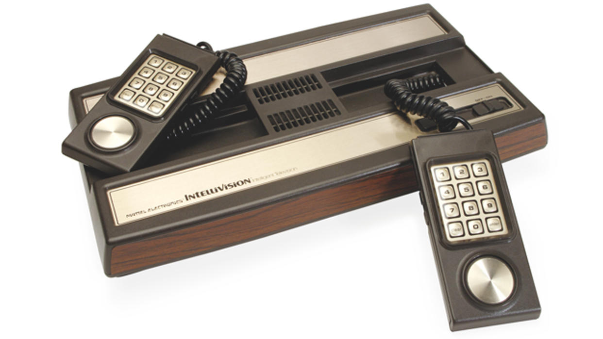  Intellivision. 