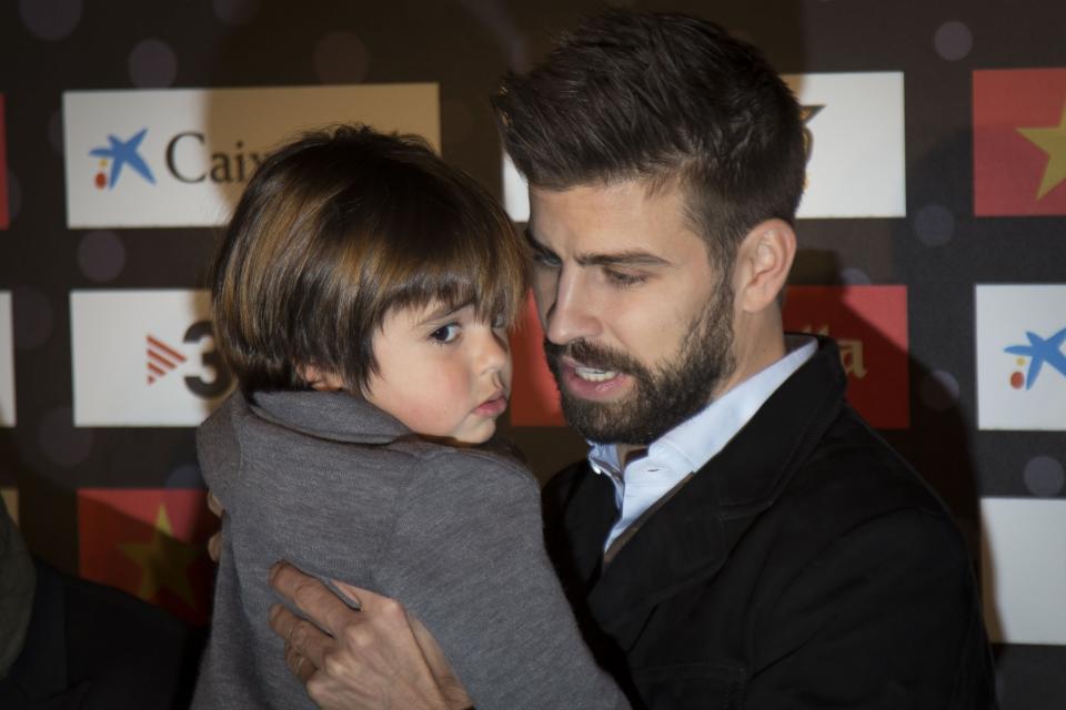 <p>Piqué presumió de su hijo mayor </p>