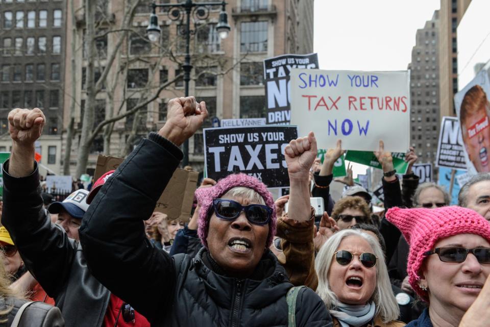 Protestas en Estados Unidos exigen declaración de impuestos de Trump