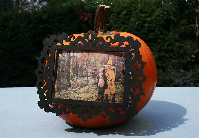 25 Bewitching Ways to Decorate a Pumpkin