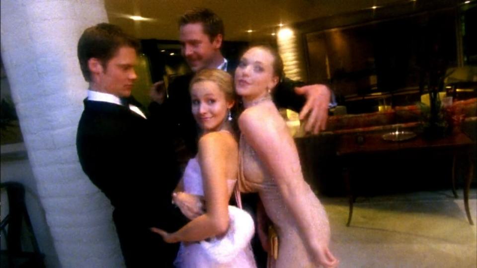 Amanda Seyfried, Kristen Bell, Jason Dohring, and Teddy Dunn in Veronica Mars Season 1